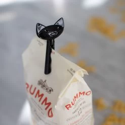 Koziol MIAOU - Verschlussclip In Cosmos Black/cotton White 6 Koziol MIAOU - Verschlussclip In Cosmos Black/cotton White -Günstiges Koch Zauber Geschäft koziol miaou verschlussclip in cosmos black cotton white 2