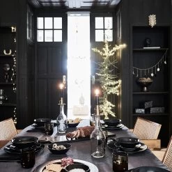 VTwonen Tablet "Tray With Handle" In Schwarz - (L) 62,5 X (B) 15 X (H) 1,5cm 5 VTwonen Tablet "Tray With Handle" In Schwarz - (L) 62,5 X (B) 15 X (H) 1,5cm -Günstiges Koch Zauber Geschäft vtwonen tablet tray with handle in schwarz l 62 5 x b 15 x h 1 5cm 2